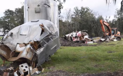 How to Safely Remove a Mobile Home or RV in Sarasota, Bradenton & Nearby Counties